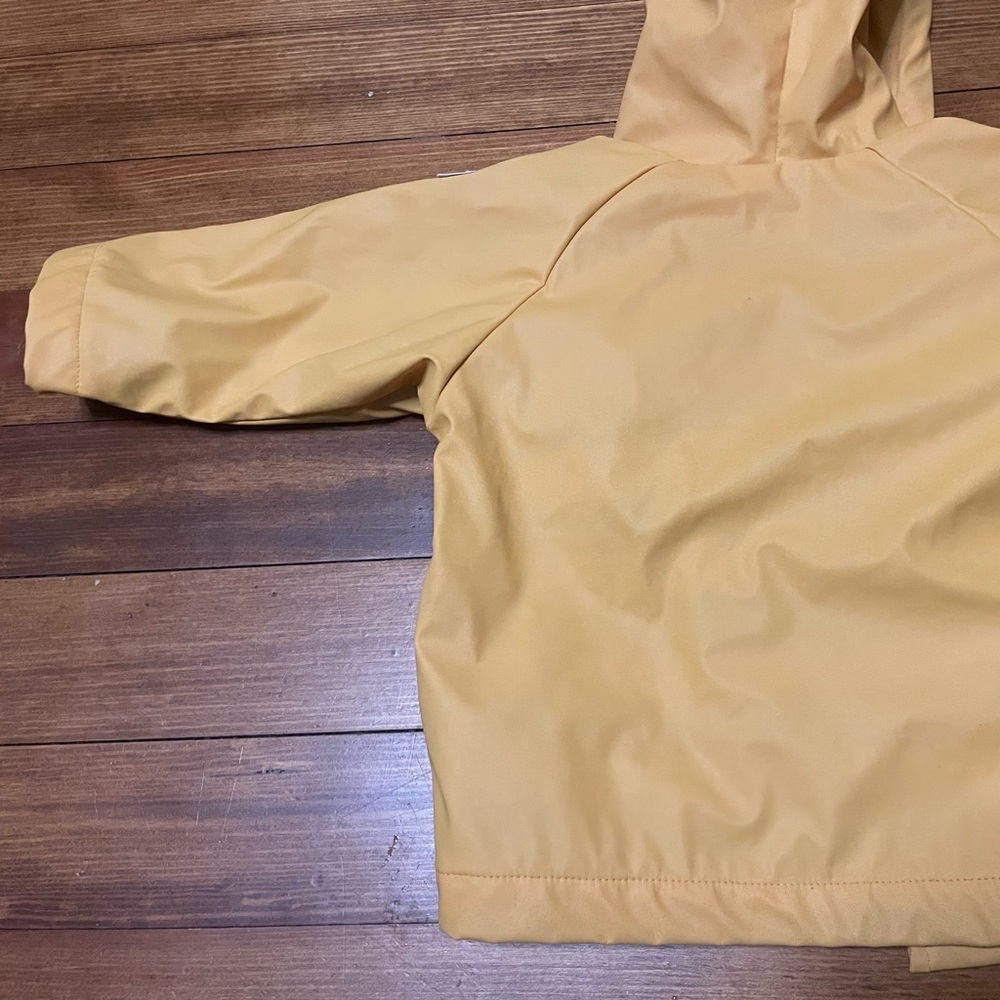 Hatley Yellow Hooded Raincoat Size 12-18 Months - Picture 14 of 16